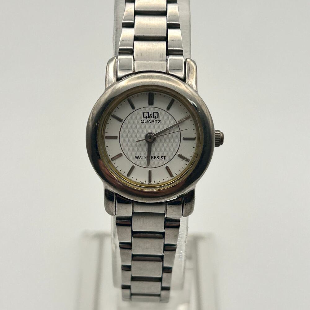 Q&Q Silver Tone WR Stainless Steel 22mm Women’s Watch Working